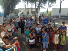Ο Αγιασμός στο Δημοτικό Σχολείο Καρβουνάδων.